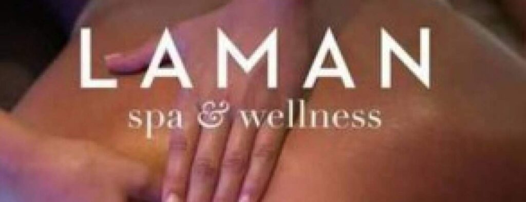 A close-up of a person receiving a back massage, with two hands gently pressing on their skin. The text Pamper me is overlaid in white capital letters across the image, creating a calm and relaxing ambiance.