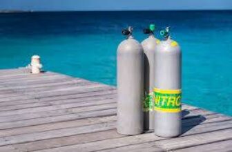 Experience Unlimited Diving with the Nitrox Tank Package at Jan Thiel Diving