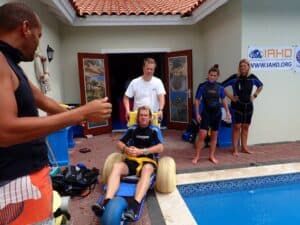 Diving with a Disability on CuraƧao: An Unforgettable Experience