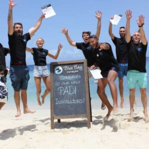Word PADI Instructeur bij Blue Bay Dive, Curaçao