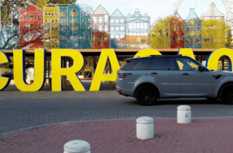 Curacao driving