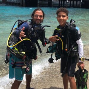 Shore Guided Dive in Curaçao: Explore the Underwater Wonders