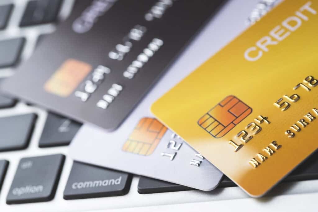 Can you use credit cards in Curaçao