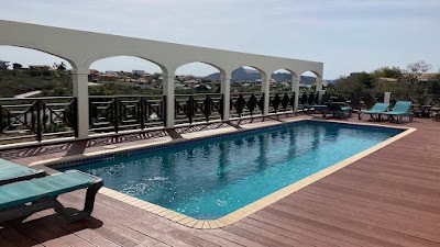C-Bay Deluxe Resort