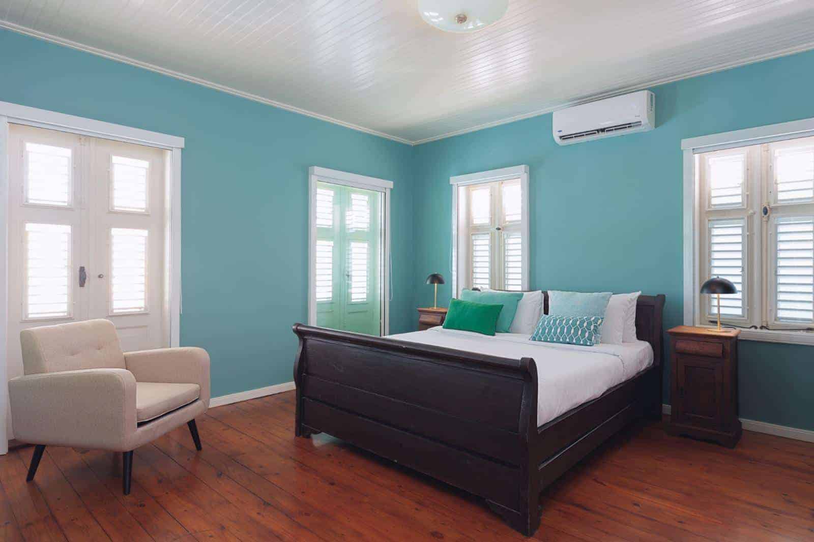 King Rooms