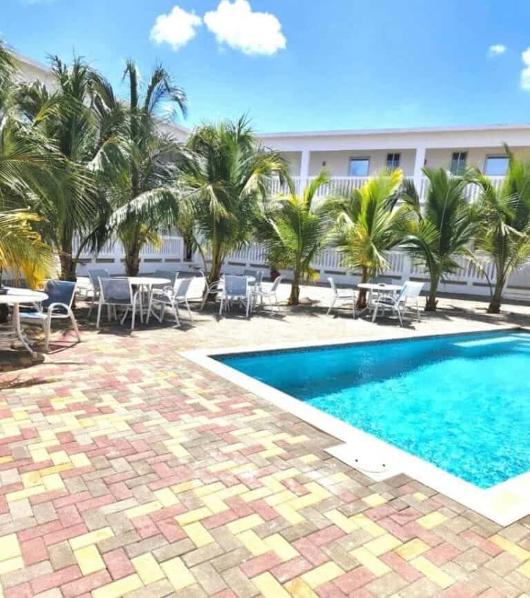 Maca Apartments