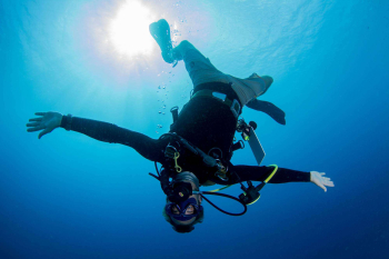 Explore the Depths with Jan Thiel Diving’s PADI Advanced Open Water Course