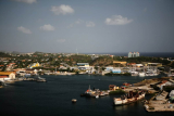 Is Aruba or Curaçao better?